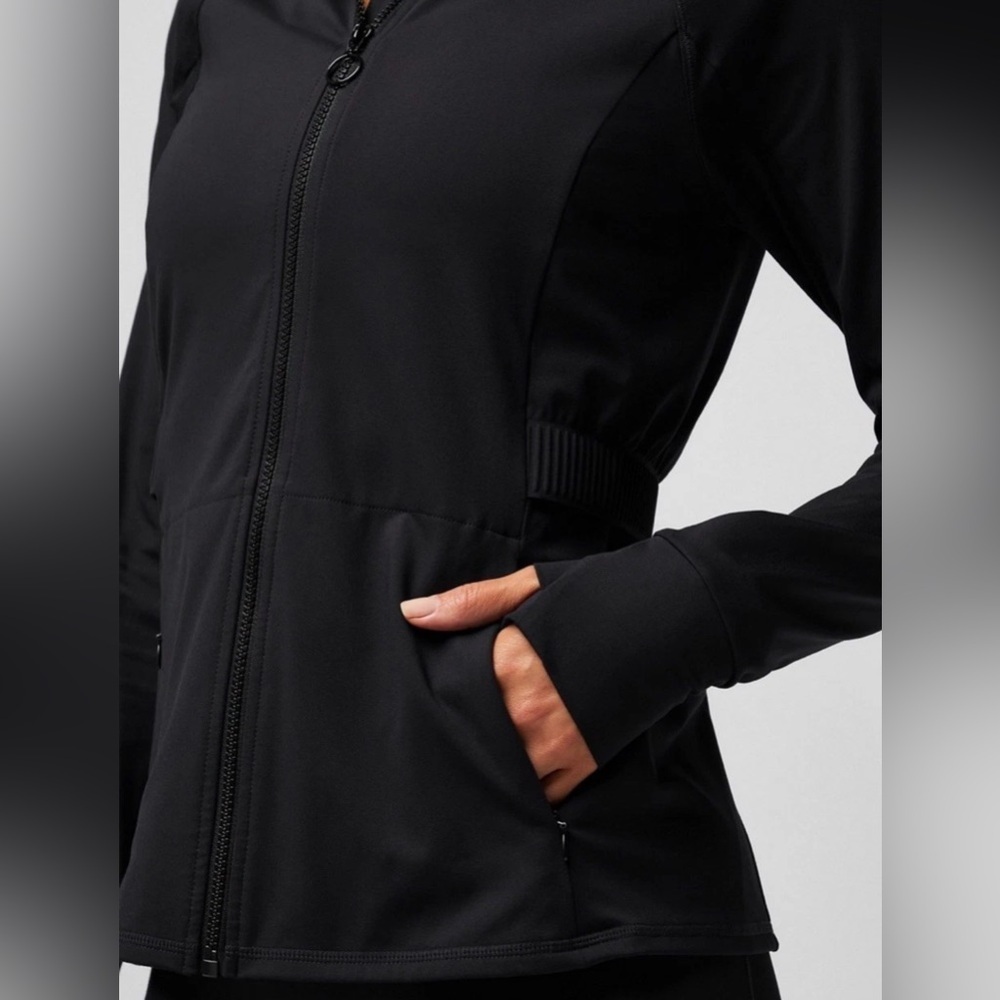 Black Fabletics Trinity Cold Weather Performance Jacket Size M Vent Pockets - Picture 13 of 14